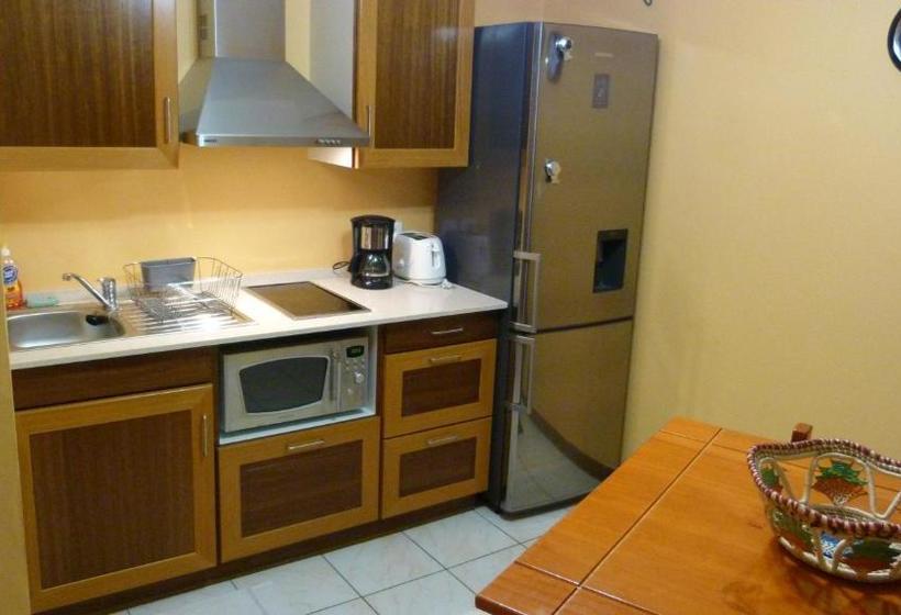 پانسیون Lodge Takini 4