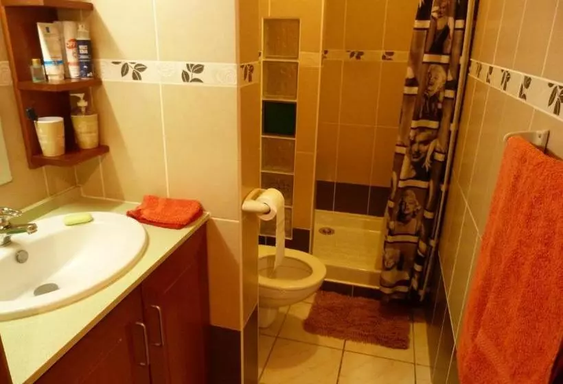 پانسیون Lodge Takini 4