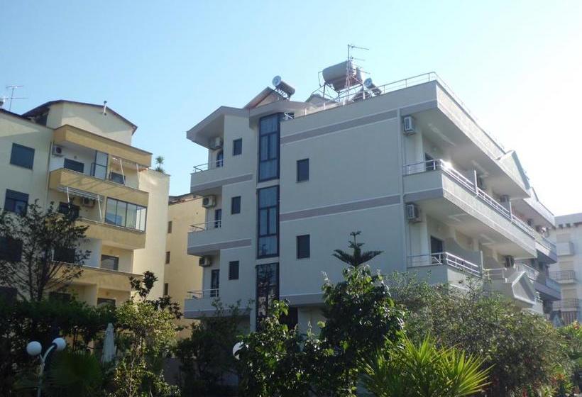 膳宿费 Red Rose Guest House