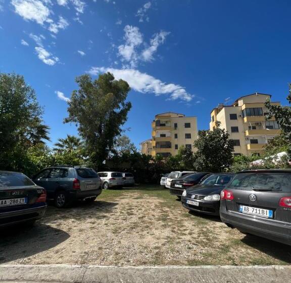 膳宿费 Red Rose Guest House