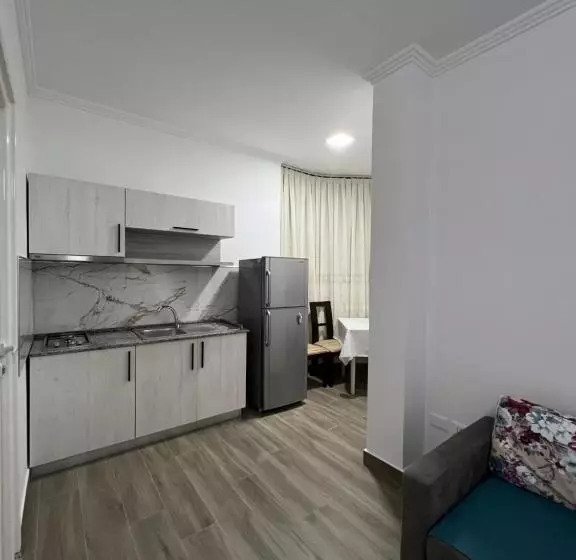 Majatalo Red Rose Guest House