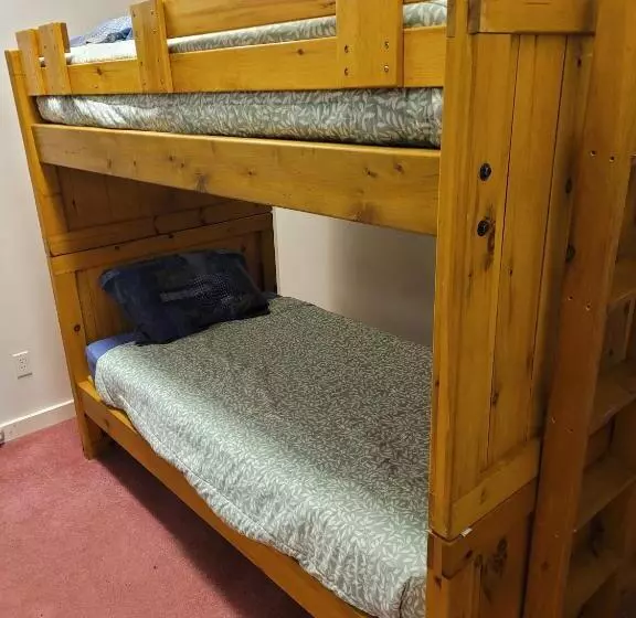 Majatalo Bowering Lodge