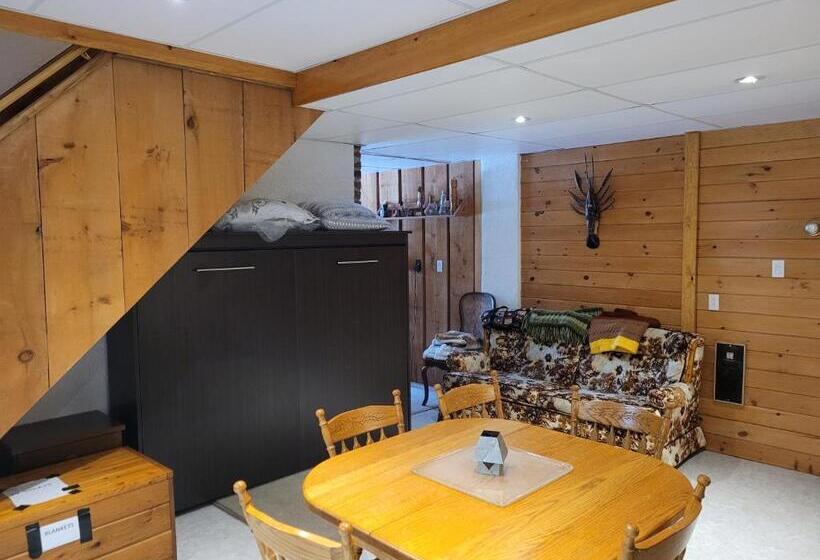 Пансион Bowering Lodge