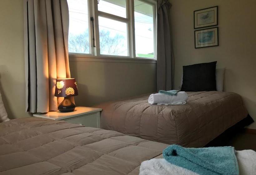 פנסיון Close To Picton Town