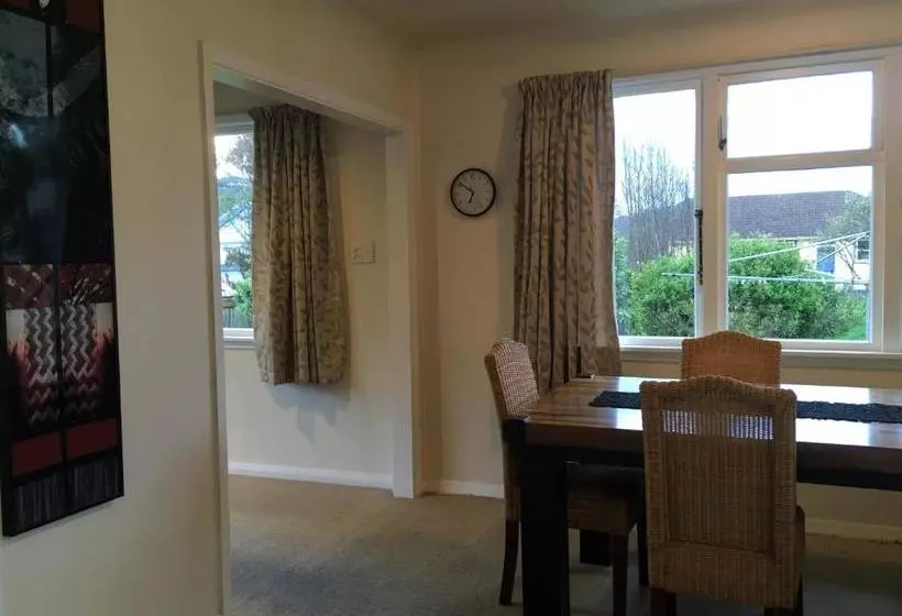 Majatalo Close To Picton Town