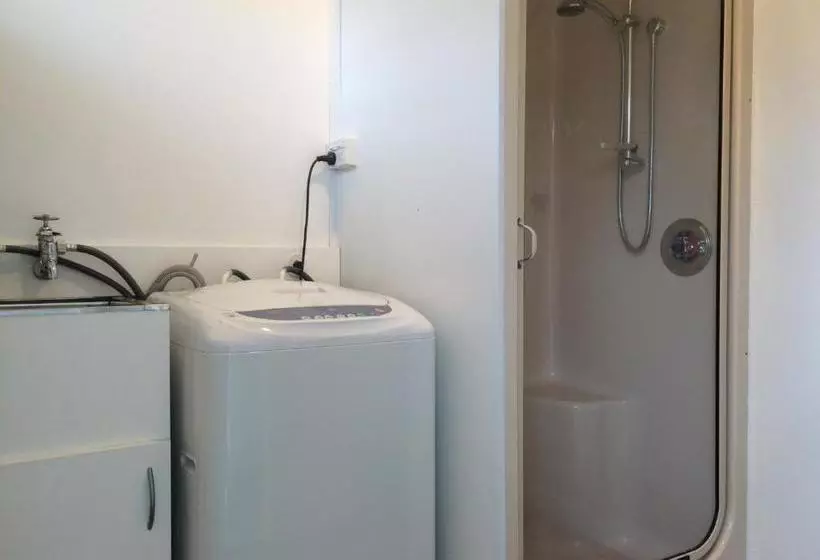 Majatalo Close To Picton Town