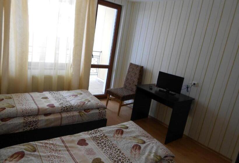 פנסיון Guest House Tsenovi