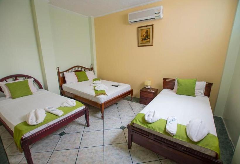 Pension Hostal Andry