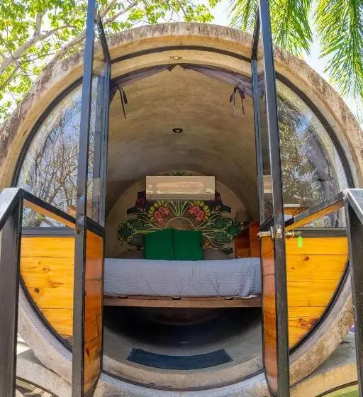 Retkeilymaja Pipe House Playa Grande