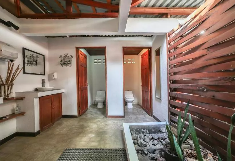 Retkeilymaja Pipe House Playa Grande