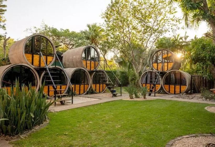 Retkeilymaja Pipe House Playa Grande