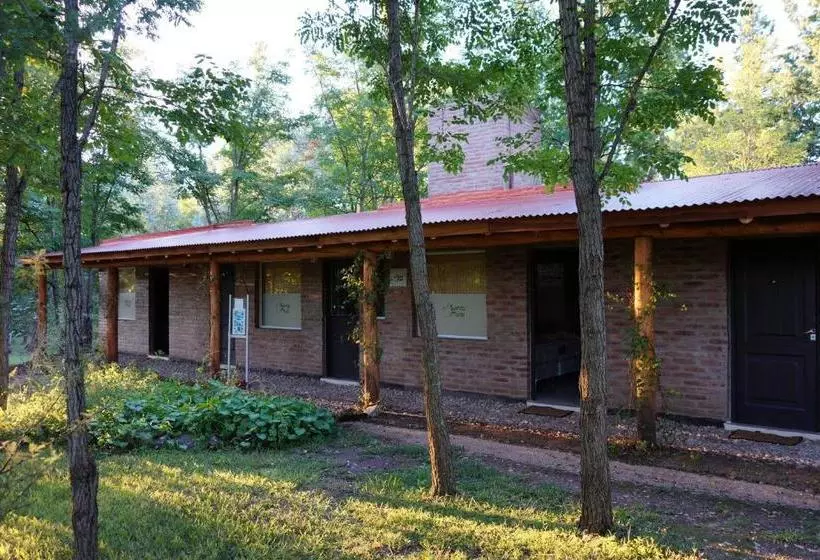 Retkeilymaja Santa Mate