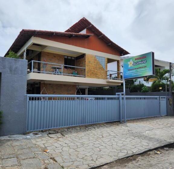 پانسیون Pousada Jasmine