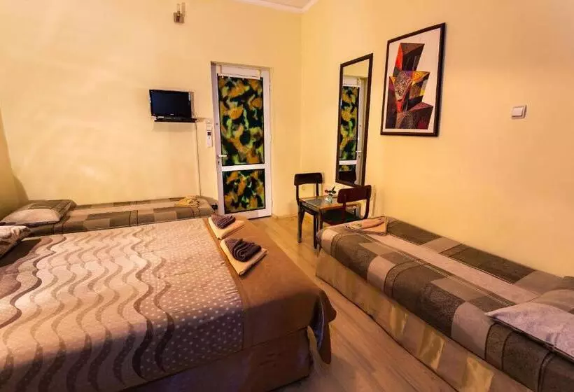 پانسیون Residence Art Guest House