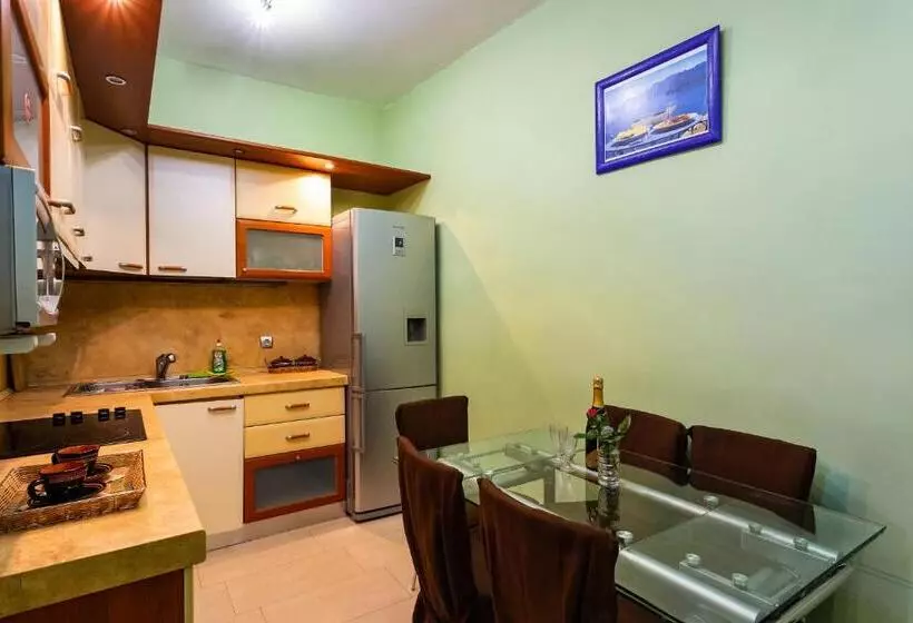 پانسیون Residence Art Guest House