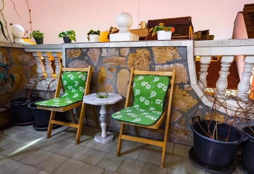 پانسیون Residence Art Guest House