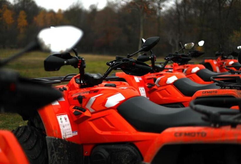 펜션 Volcz Családi Birtok