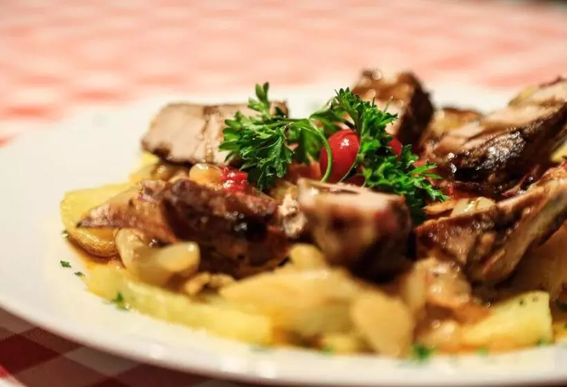 ペンション Volcz Családi Birtok