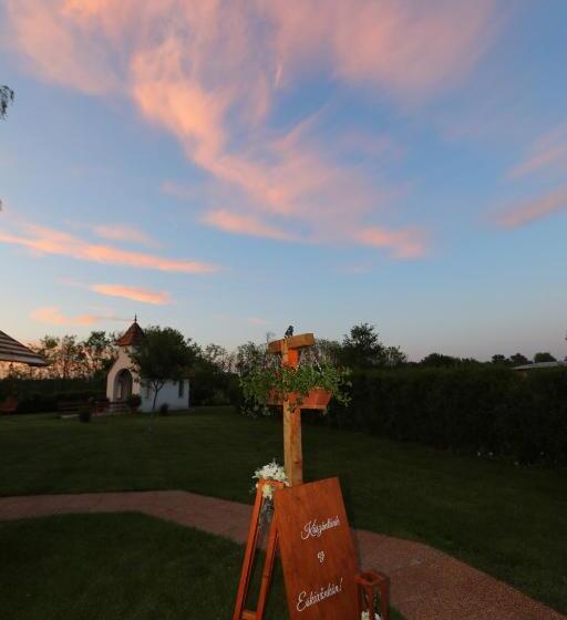 펜션 Volcz Családi Birtok