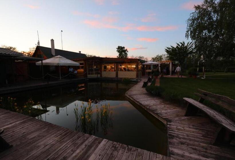 펜션 Volcz Családi Birtok