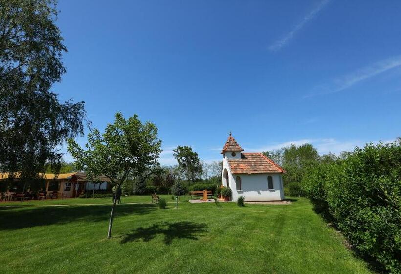 펜션 Volcz Családi Birtok