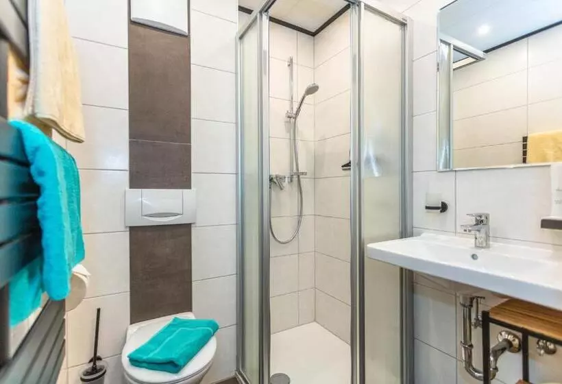 ユースホステル Landgasthof Neuwirt