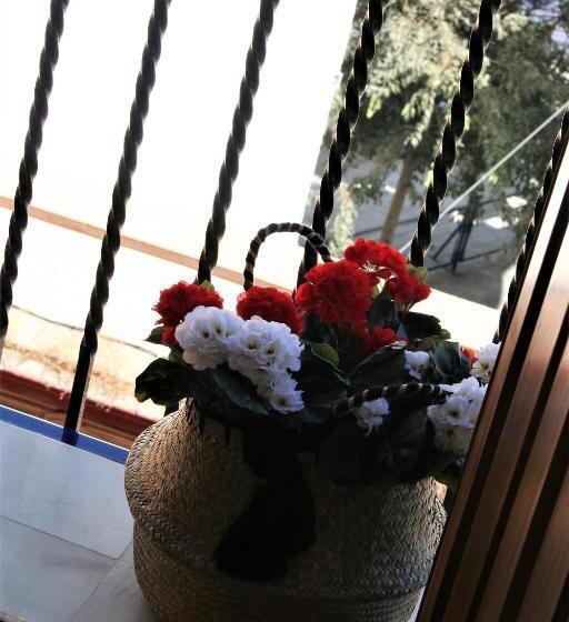 هتل Nüa Cicerone