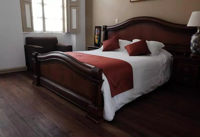 Hotel La Orquidea