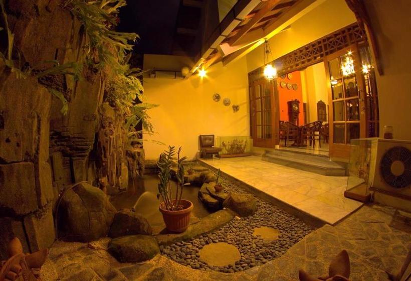 بنسيون D Ajenk Boutique Guesthouse