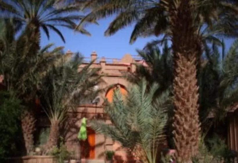 پانسیون Dar Pienatcha