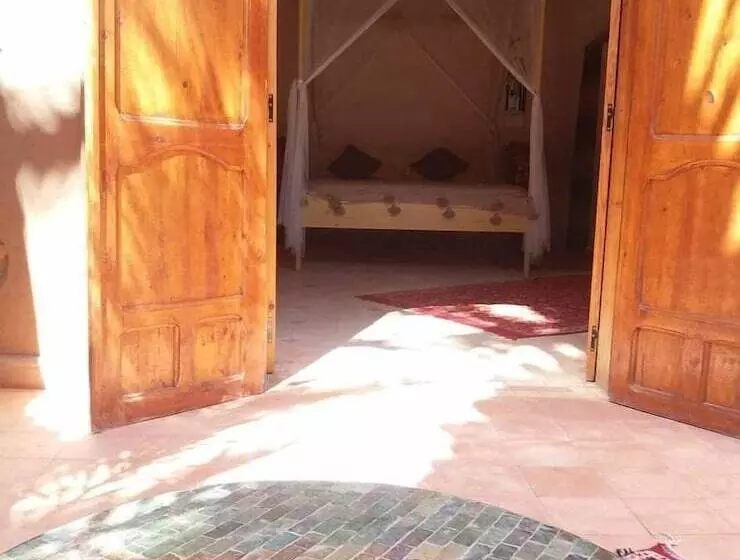 پانسیون Dar Pienatcha