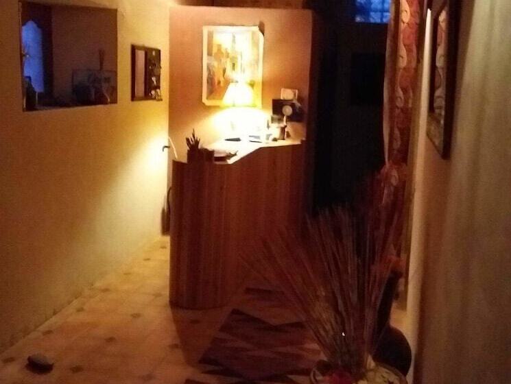 پانسیون Dar Pienatcha