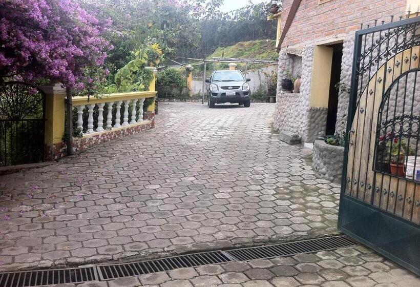 بنسيون Hostal Curiñan