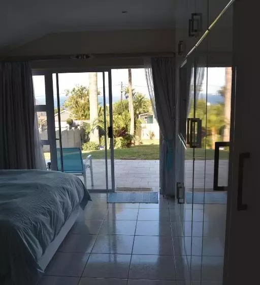 پانسیون King Palm Self Catering Suite