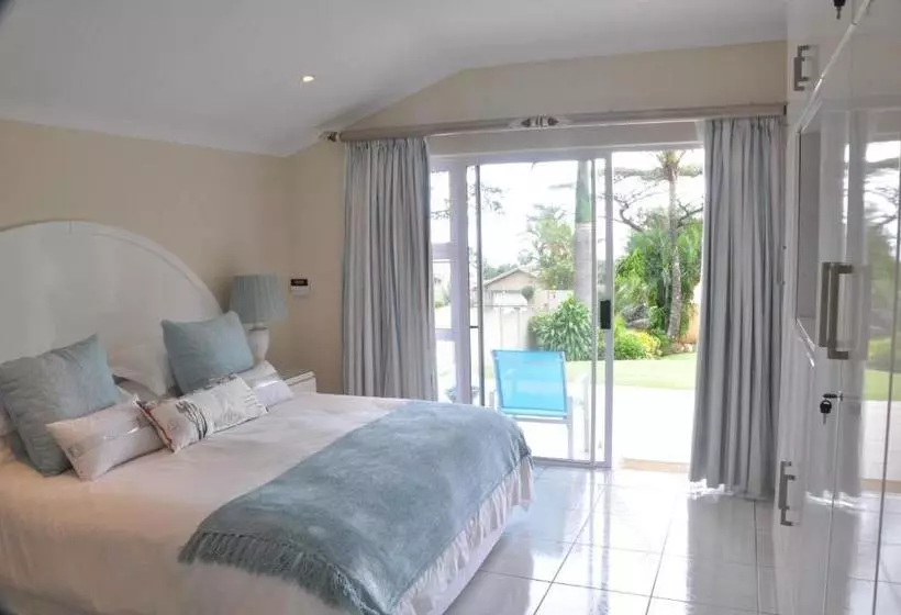 پانسیون King Palm Self Catering Suite