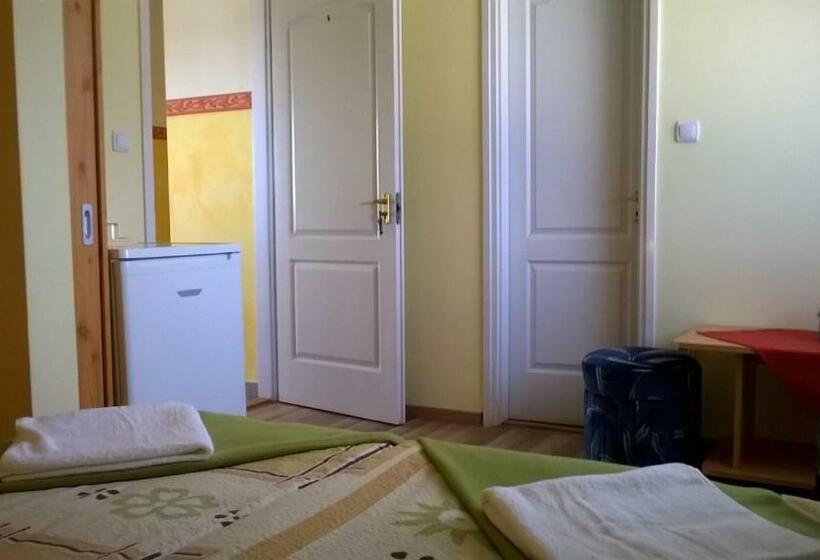 Pensionat Pegazus Vendégház