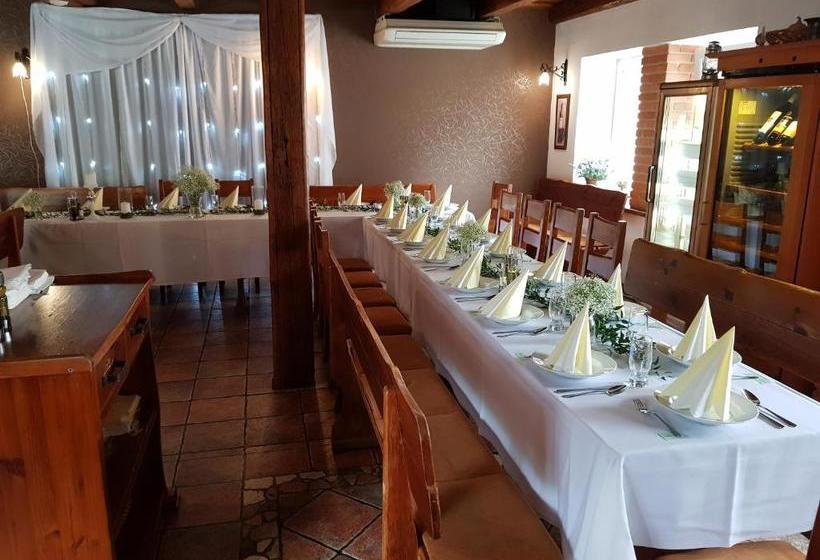 بنسيون Sabbia Ristorante Reštaurácia A Ubytovanie Prievidza