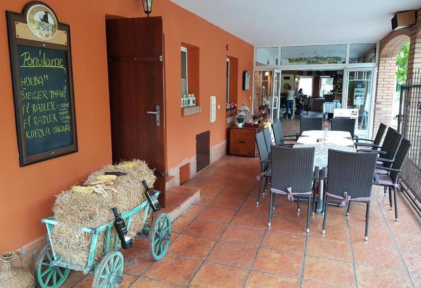 بنسيون Sabbia Ristorante Reštaurácia A Ubytovanie Prievidza