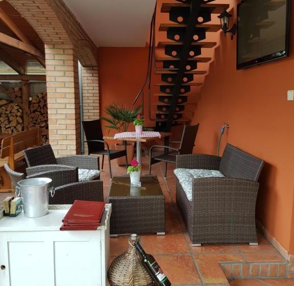 بنسيون Sabbia Ristorante Reštaurácia A Ubytovanie Prievidza