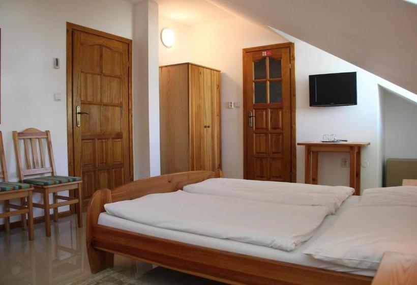 بنسيون Sabbia Ristorante Reštaurácia A Ubytovanie Prievidza