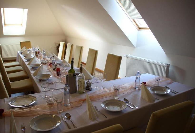 بنسيون Sabbia Ristorante Reštaurácia A Ubytovanie Prievidza