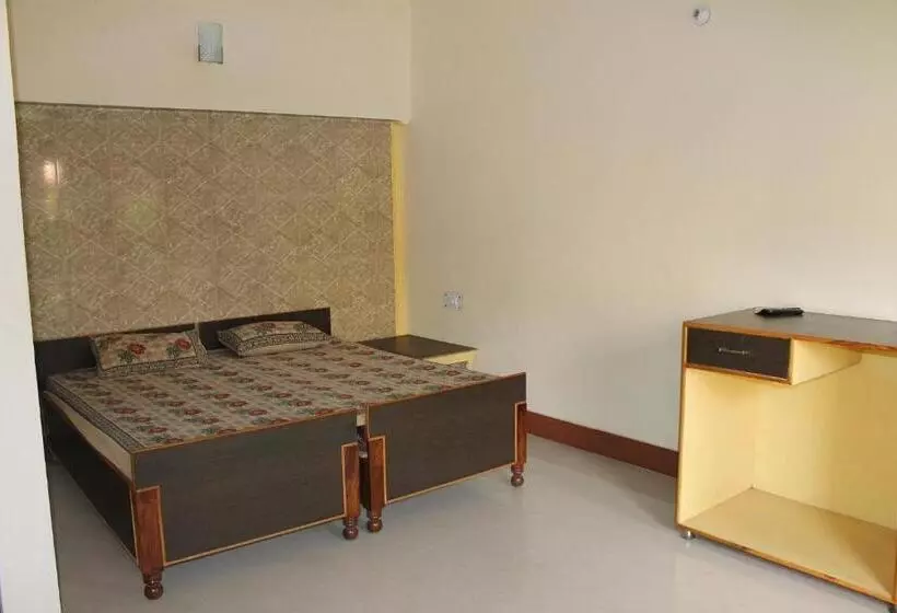 ペンション Singh Guest House