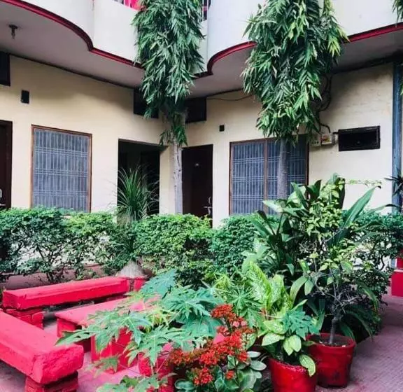 ペンション Singh Guest House