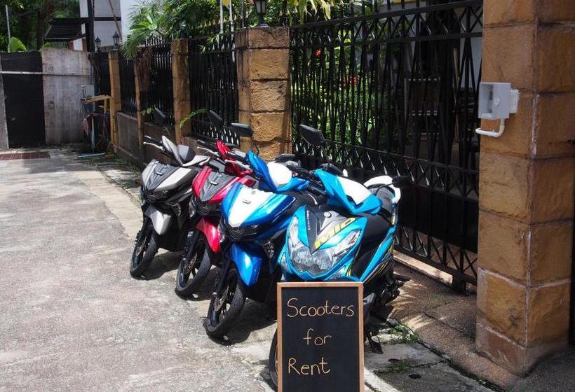 Pensione Waree's Guesthouse