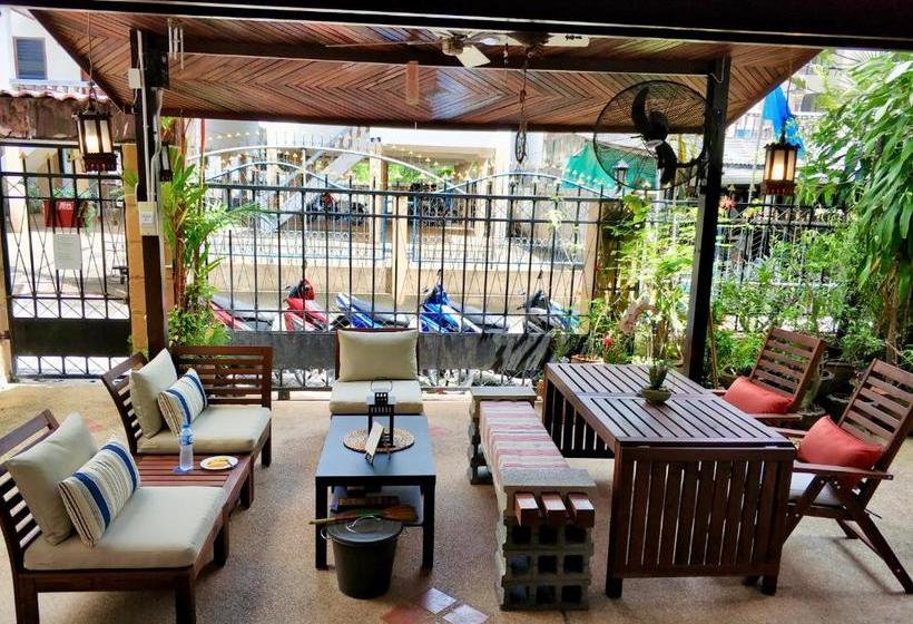 Pensione Waree's Guesthouse