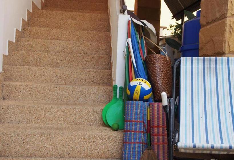 Pensione Waree's Guesthouse