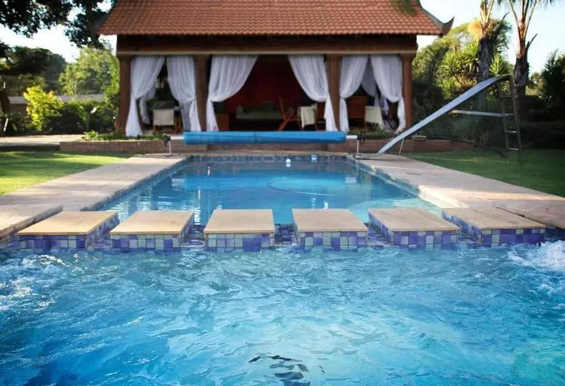 Majatalo De Zoete Rust Guesthouse