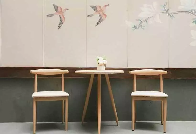 ペンション Hemu House