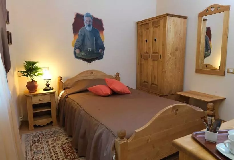 ペンション La Favorita Guesthouse Boutique