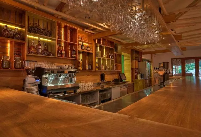 ペンション Statek Samsara